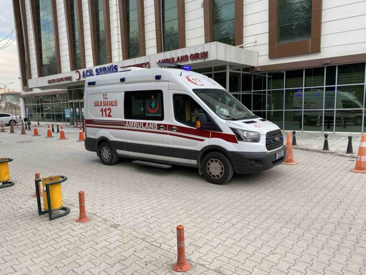 Kulu’da tırın dorsesinden düşen şahıs yaralandı
