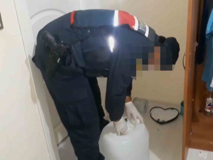 Aksaray jandarmasından sahte içki operasyonu