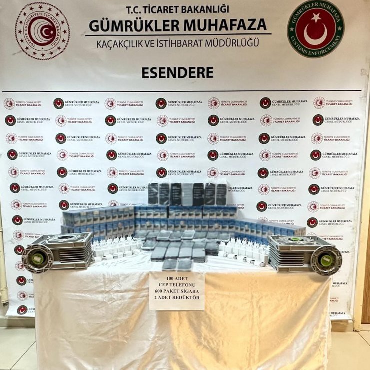 Esendere Gümrük Kapısı’nda 1 milyon 200 bin TL’lik kaçak eşya ele geçirildi