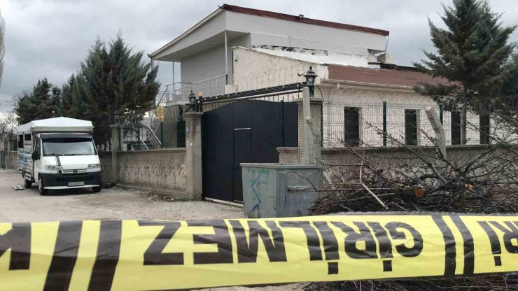 Kızını vurdurduğu sevgilisini, dini nikahlı eşi ile öldürdüğü iddiasıyla tutuklandı