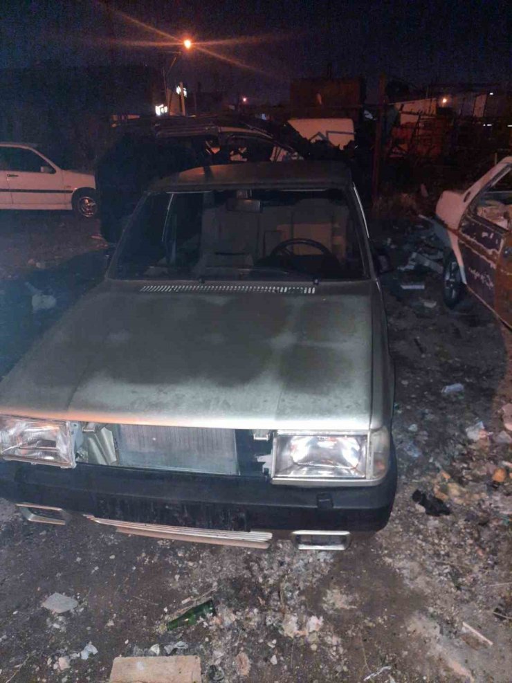 Çaldığı otomobili parçalatmak için çekiciyle sanayiye götürdü, kamera görüntülerinden yakalandı
