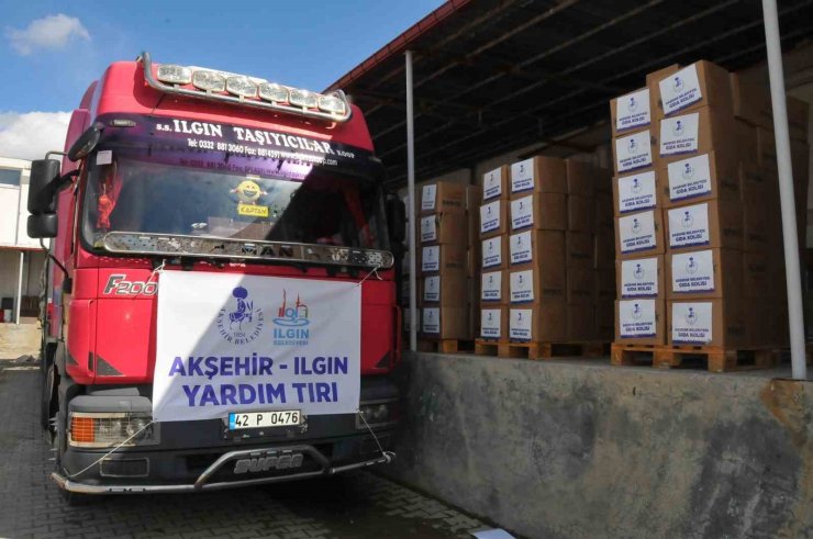 Akşehir Belediyesinden deprem bölgesine yardım kolisi