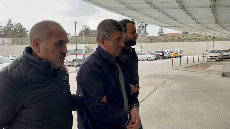 Rus uyruklu eşini bıçaklayarak öldüren şüpheli tutuklandı