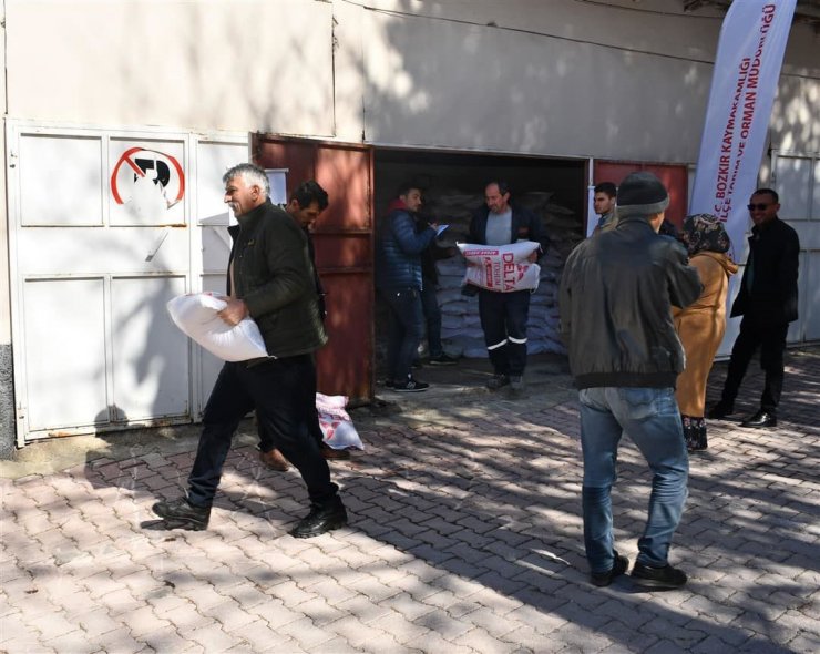 Bozkır’da yüzde 50 hibeli nohut tohumu dağıtıldı