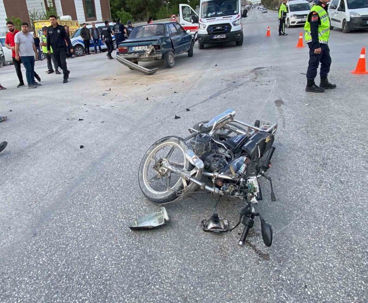 Konya’da otomobil ve motosiklet çarpıştı: 2 yaralı