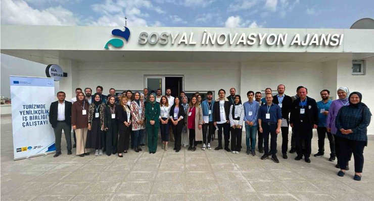 Turizm Sektör Temsilcileri, gençlerin istihdamı için SİA’da toplandı