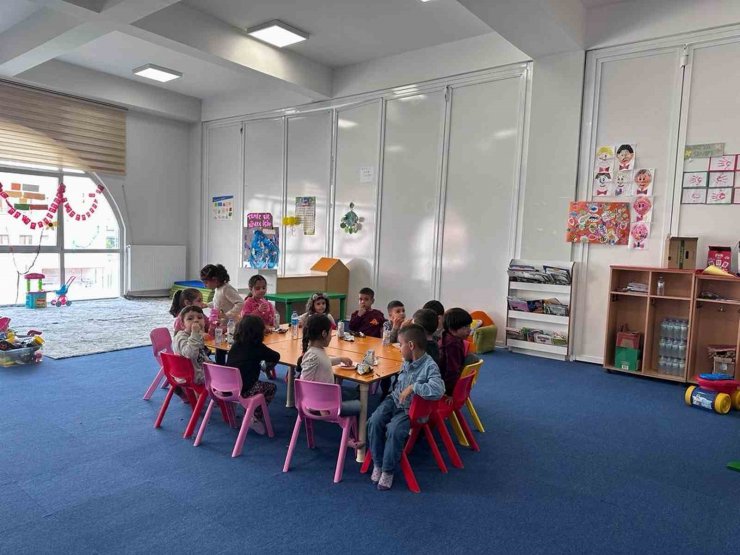 Depremin yaraları hep birlikte sarılıyor