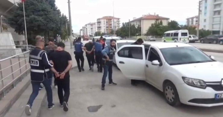 Konya’da 8 polisin yaraladığı silahlı kavgada 4 kişi tutuklandı