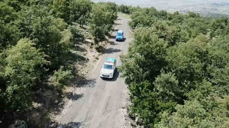 Komandolar havadan ve karadan yangına karşı teyakkuzda