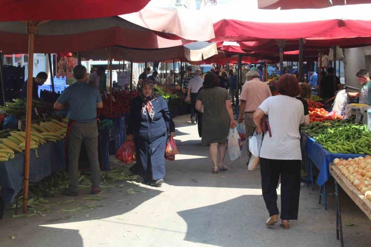 Yaz yemeği menemen vatandaşın vazgeçilmesi