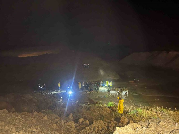 Nevşehir’de sel sularına kapılan araçtaki çift hayatını kaybetti