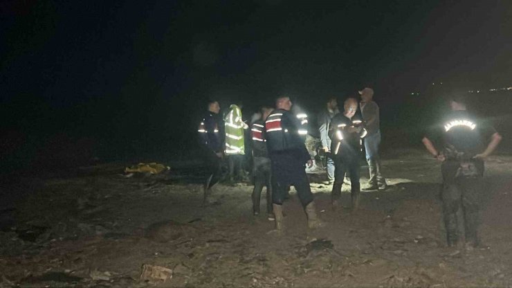 Nevşehir’de sel sularına kapılan araçtaki çift hayatını kaybetti