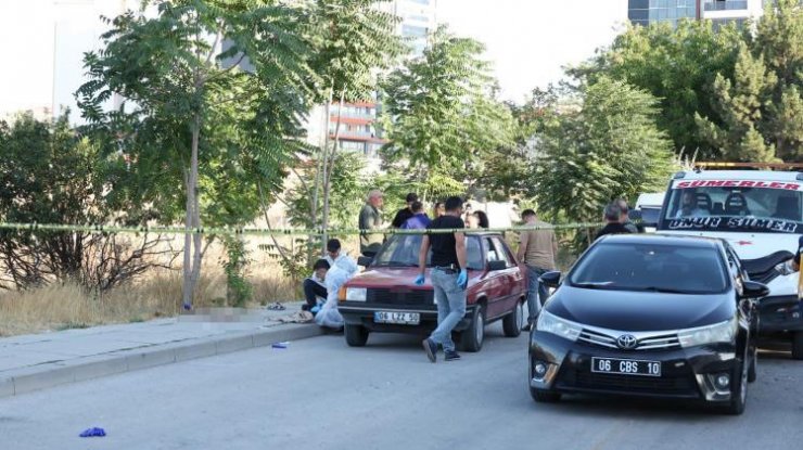 Eşini ve baldızını öldürüp intihar etti