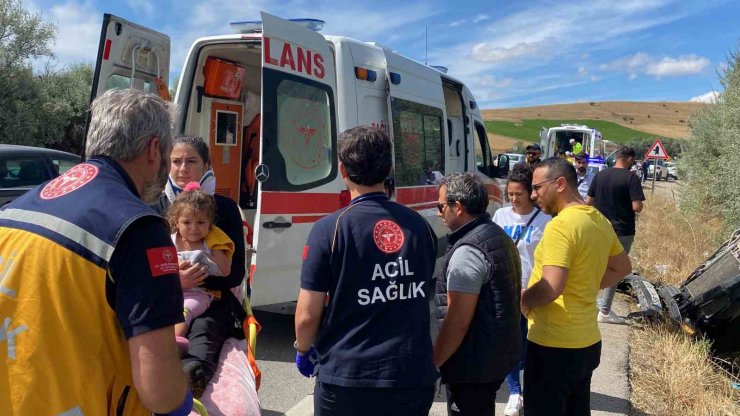 Sivas’ta trafik kazası: 3’ü çocuk 5 yaralı