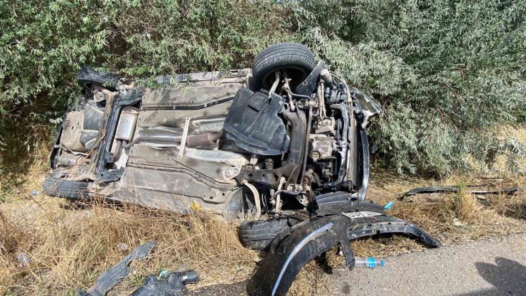 Sivas’ta trafik kazası: 3’ü çocuk 5 yaralı