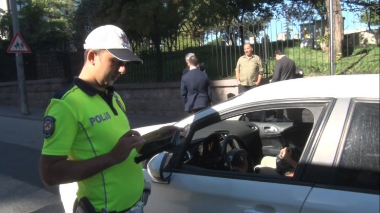 Ankara Emniyetinden okul çevrelerinde denetim