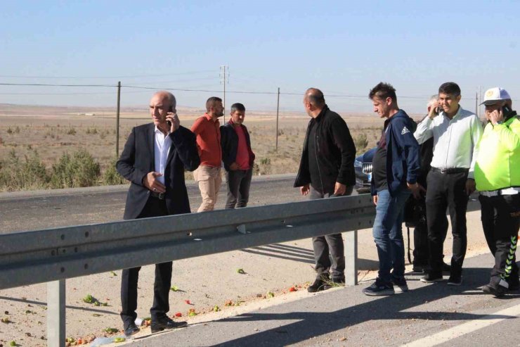 Karaman’da lastiği patlayan minibüs devrildi: 1 ölü, 10 yaralı