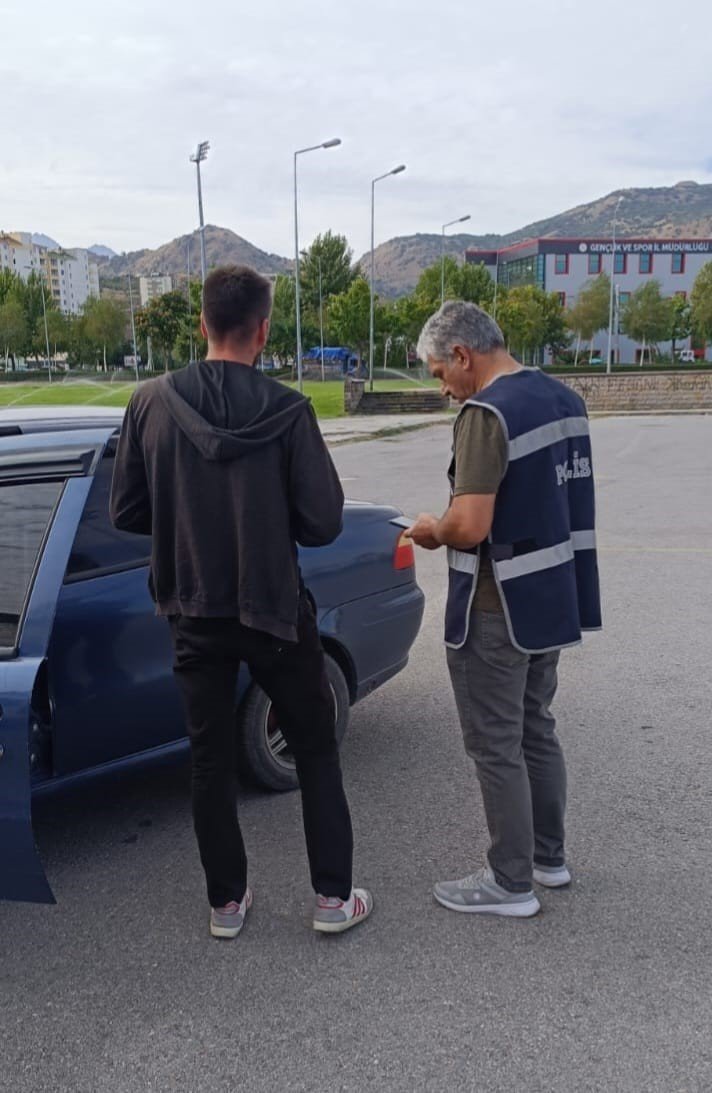 Kayseri polisinden ’huzur’ uygulaması: 193 park kontrol edildi