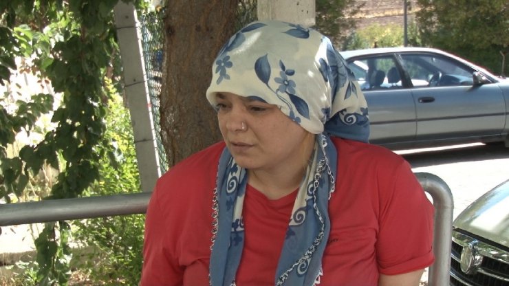 Ev sahibi evden attı çareyi boşandığı kocasının yanına gitmekte buldu