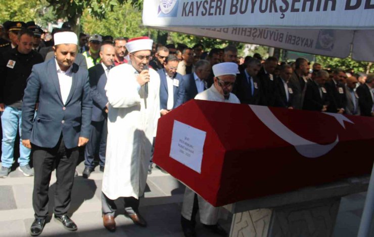 Şehit polis Akpınar son yolculuğuna uğurlandı
