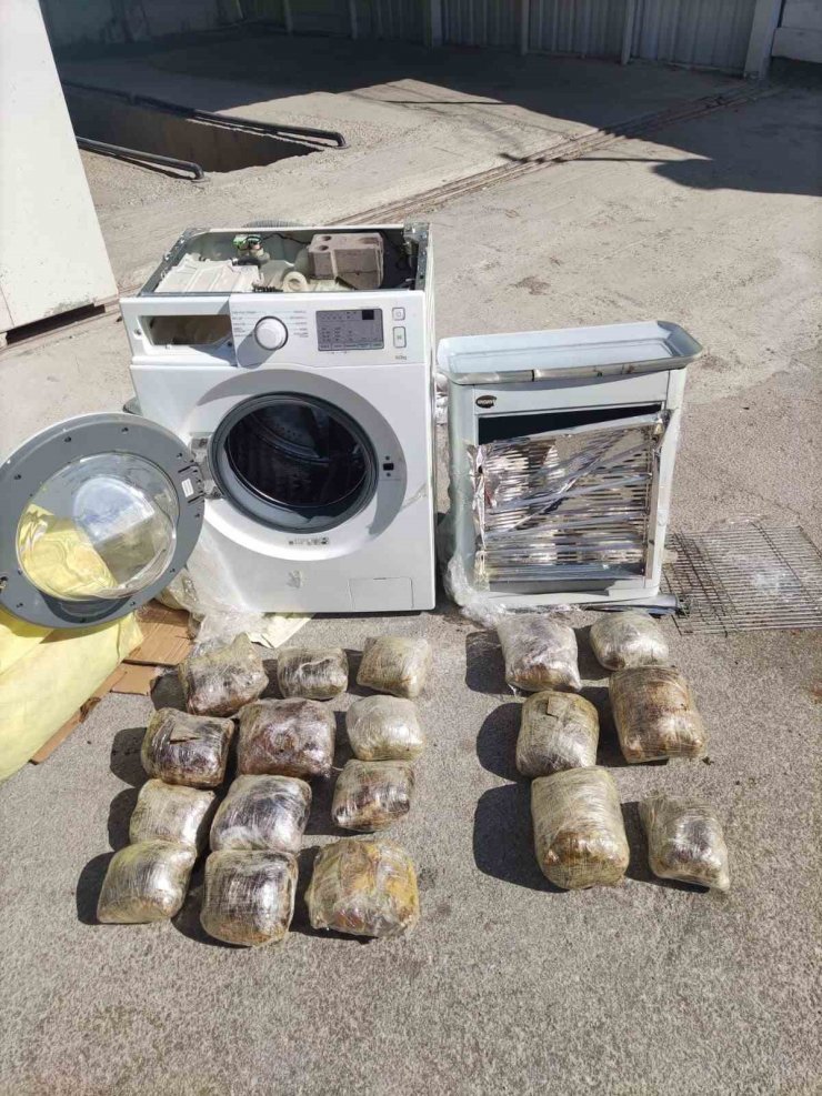 Çamaşır makinesinden uyuşturucu çıktı