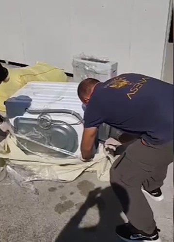 Çamaşır makinesinden uyuşturucu çıktı