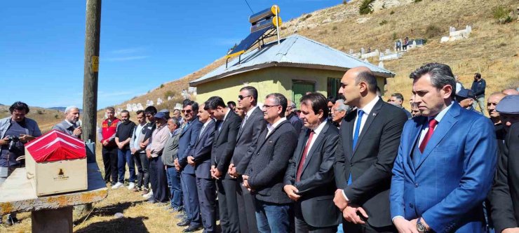 Kazada hayatını kaybeden hakim son yolculuğuna uğurlandı