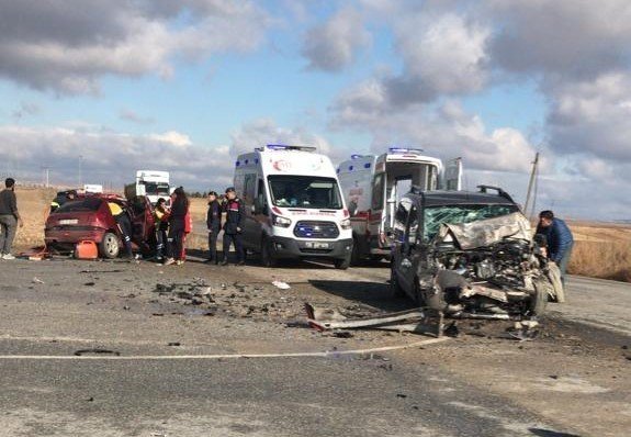 Polis memuru baba ve oğlunun öldüğü kazada sürücüye bin 365 gün adli para cezası verildi