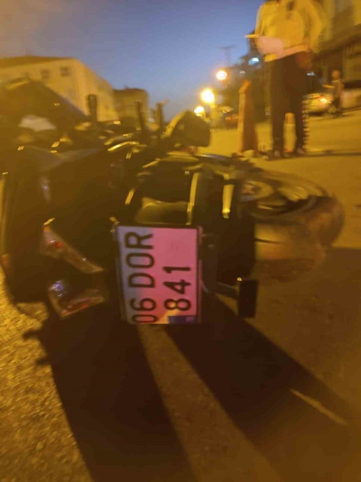Ankara’da motosiklet ile otomobil kazası: 1 yaralı