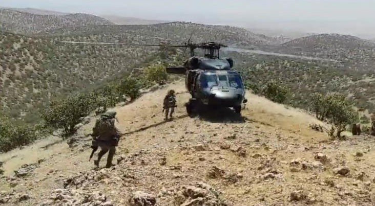 Bölücü terör örgütüne ait çok sayıda silah ve mühimmat ele geçirildi