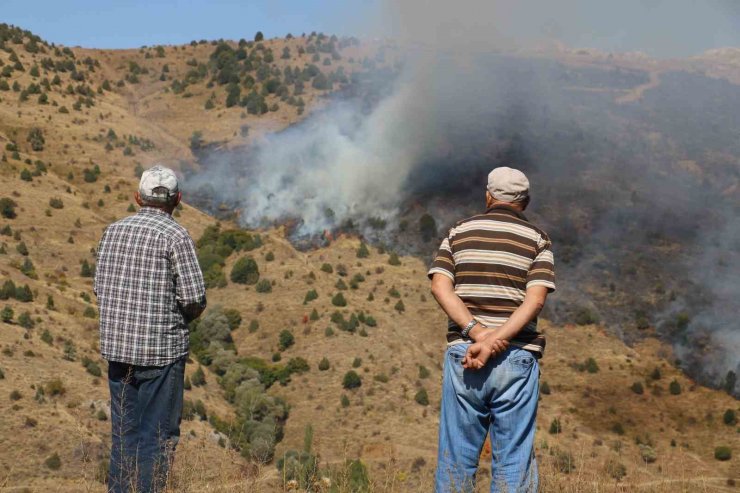 Sivas’ta çıkan yangın 24 saat sonra kontrol altına alındı