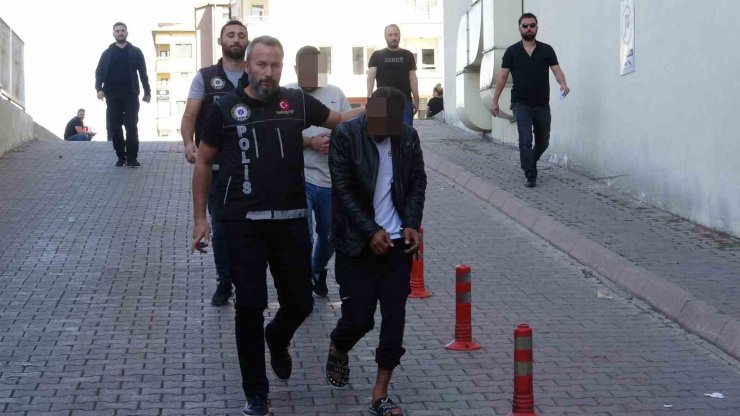 Kayseri’de uyuşturucu operasyonu: 2 gözaltı