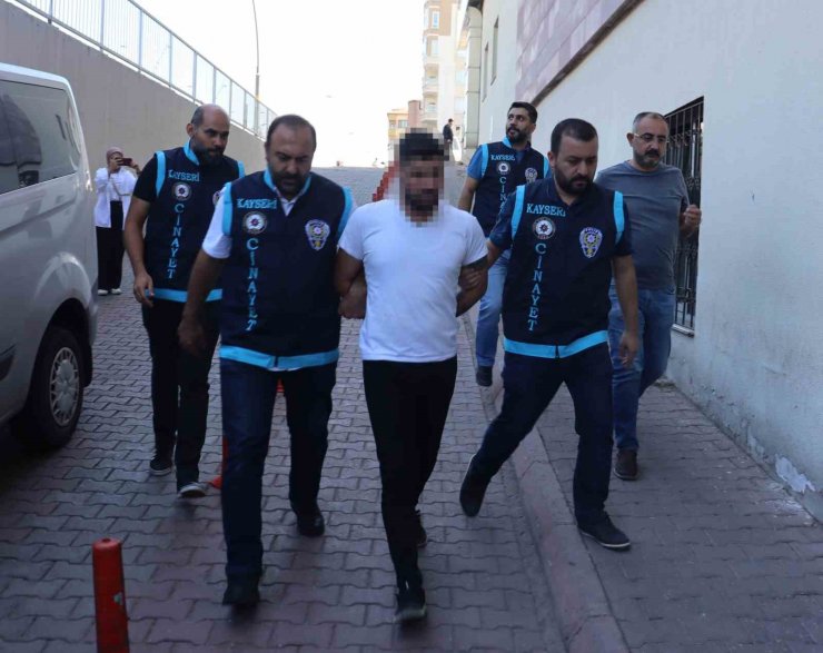 Uzman çavuşu kalbinden bıçaklayarak öldüren zanlısı yakalandı