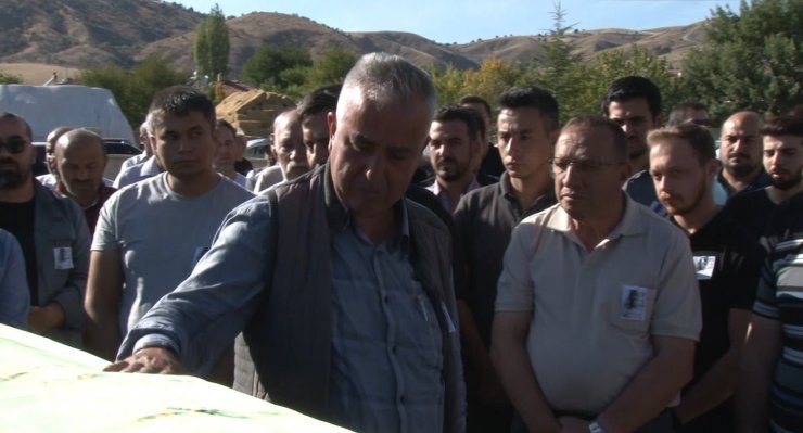 TÜBİTAK SAGE patlamasında hayatını kaybeden Asım Güngör son yolculuğuna uğurlandı
