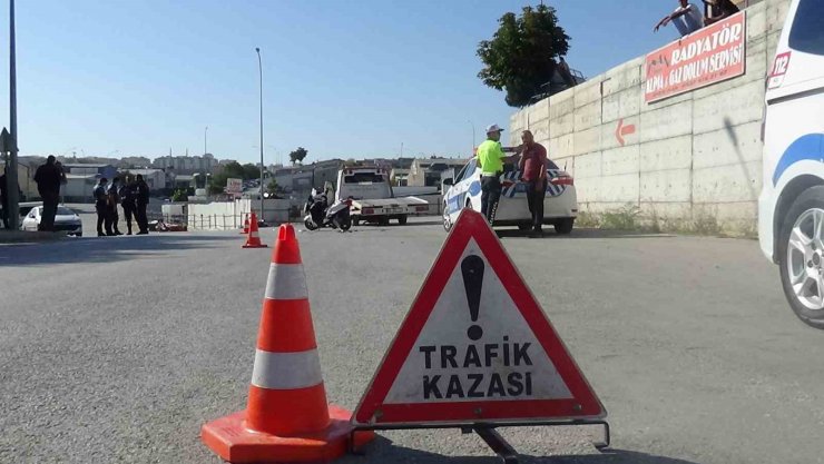 Karaman’da kamyonetle çarpışan motosikletli öğrenci ağır yaralandı