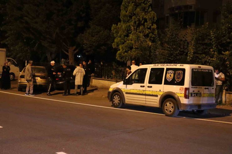 Koca şiddetinden kaçamadı: Araçtan atlamaya çalıştı, silah kabzasıyla darbedildi