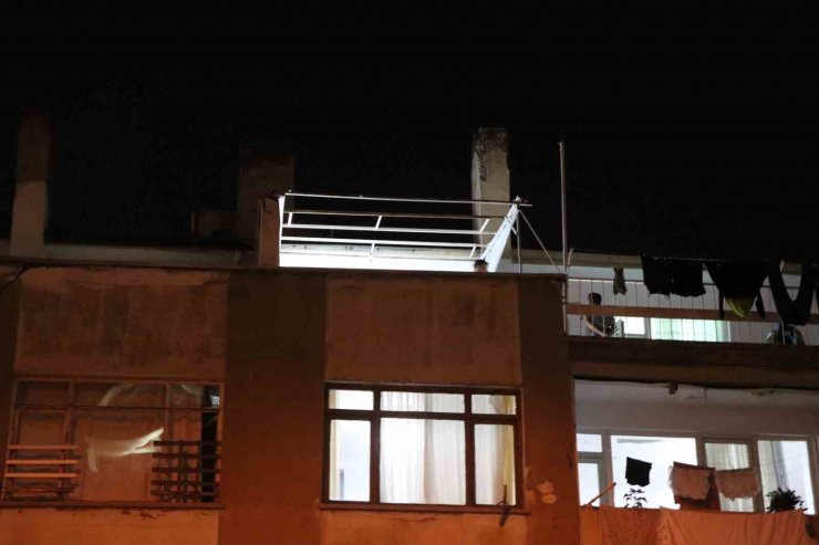 Saksıları düzeltirken canından oldu