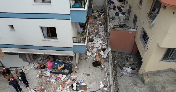 Ankara’daki doğalgaz patlamasına tanık olan vatandaş, “Bina resmen yerinden kalktı”