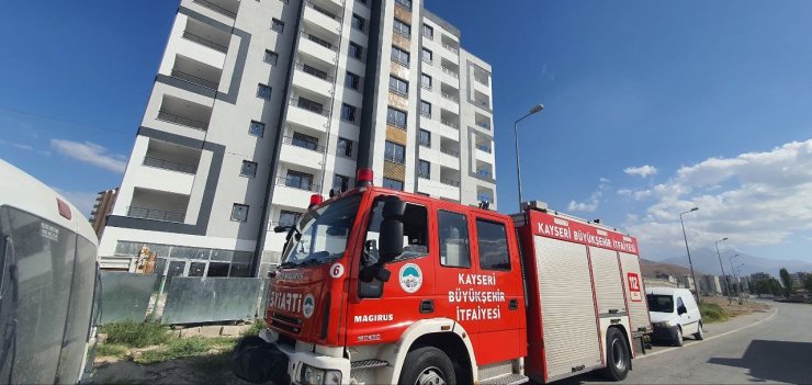 Asansör boşluğuna düşen işçi öldü