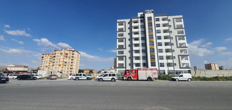 Asansör boşluğuna düşen işçi öldü