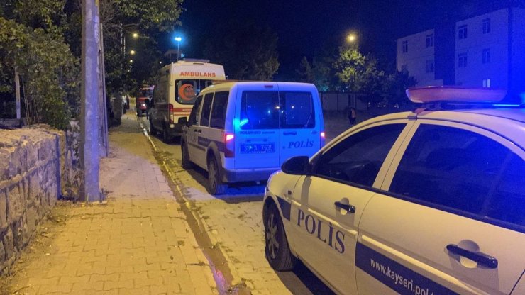 Mal paylaşımına sinirlendi, oturduğu evi ateşe verdi