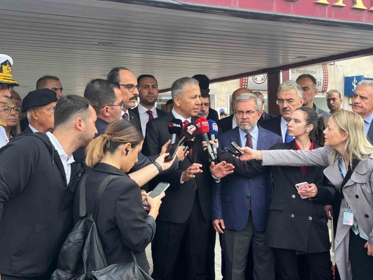 Bakan Yerlikaya ve MİT Başkanı Kalın’dan saldırı girişiminde yaralanan polislere ziyaret