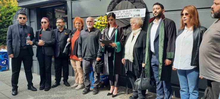 Müzisyen Onur Şener, ölümünün birinci yıl dönümünde anıldı