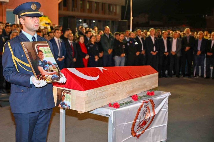 Ankara’da yangında şehit olan itfaiye eri için resmi cenaze töreni düzenlendi