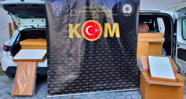 Niğde’de gümrük kaçağı makaron ele geçirildi