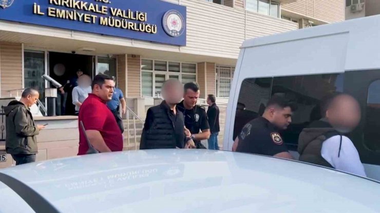 "Yolcu kapma" tartışmasında otogarı savaş alanına döndürmüşlerdi: 8 şüpheli tutuklandı