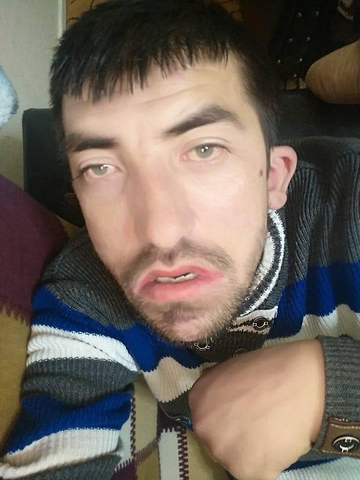 Mezarlıkta kalbinden bıçaklanmış erkek cesedi bulundu