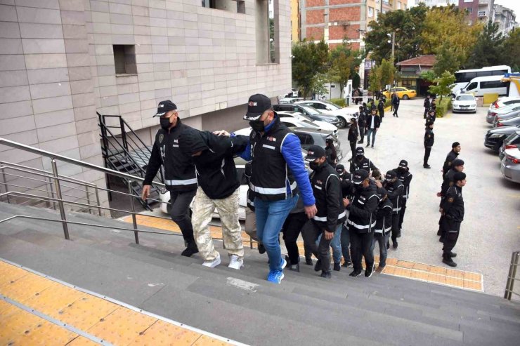 Kafes Operasyonu’nda yakalanan 12 şüpheli adliyeye sevk edildi
