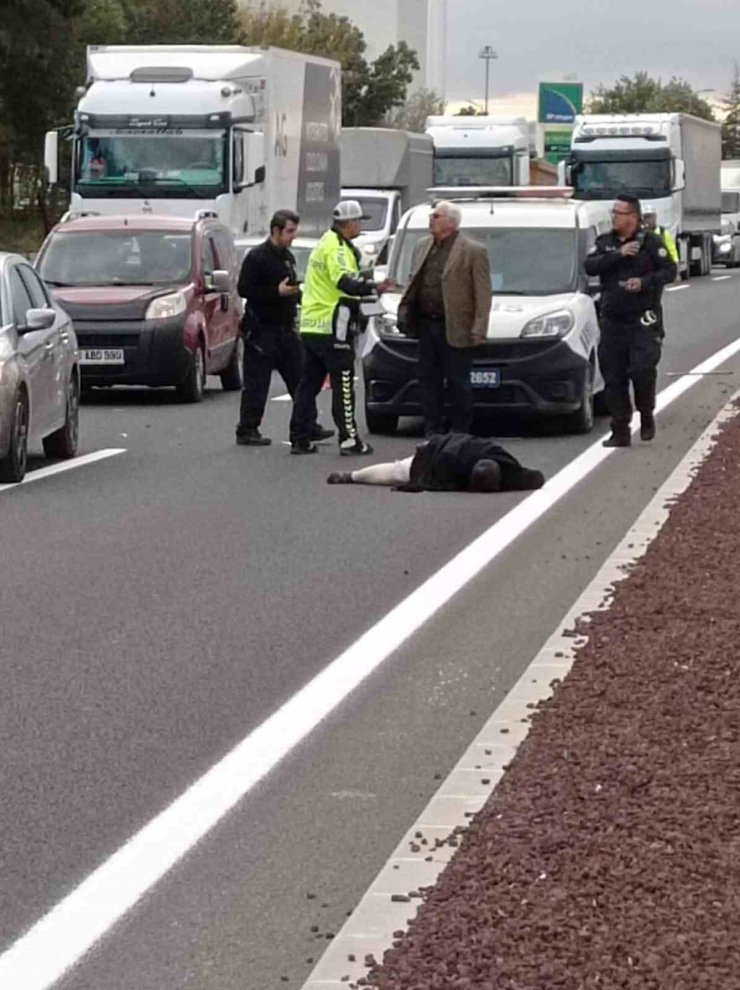 Oğlu için sabah açıklama yapan yaşlı kadın, trafik kazasında hayatını kaybetti