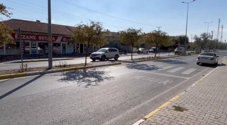 Kaza göz göre göre geldi: Akülü araca böyle çarptı